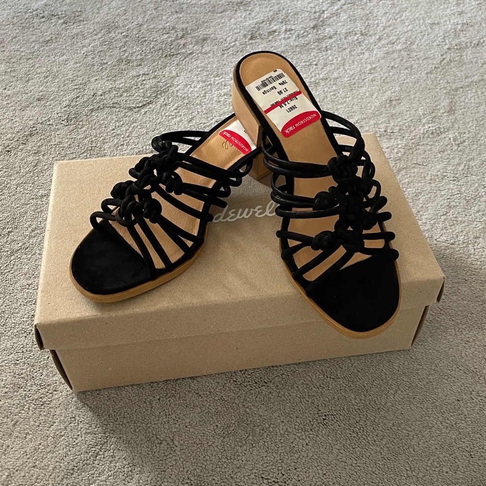 NWT Madewell “Dakota” knotted block heel sandals